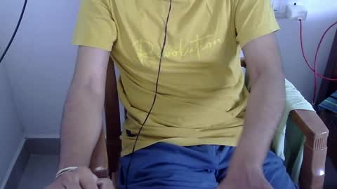 The SHY UncutBoy online show from May 12, 2026, 3:47 am