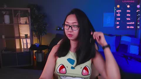 Snapshot of marine_vact chatting on September 25, 2025, 2:10 pm Marine online show from September 25, 2025, 2:10 pm