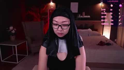 Snapshot of marine_vact chatting on October 1, 2025, 2:12 pm Marine online show from October 1, 2025, 2:12 pm