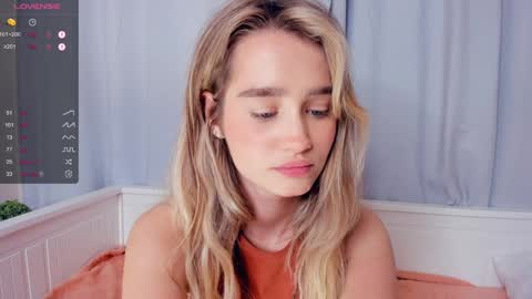 Alivia. online show from December 11, 2024, 12:23 pm