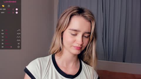Alivia. online show from December 14, 2024, 6:02 am