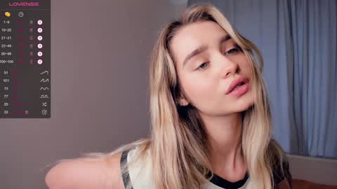 Alivia. online show from December 14, 2024, 9:07 am