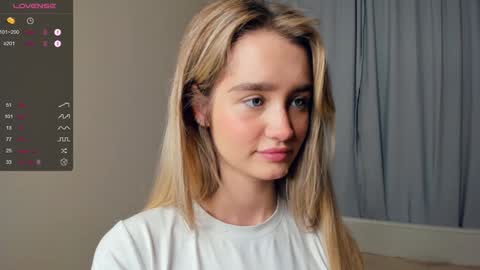 Alivia. online show from December 24, 2024, 6:22 am