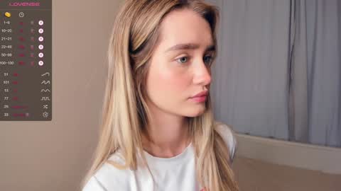 Alivia. online show from December 24, 2024, 9:28 am