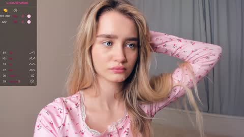 Alivia. online show from January 8, 2025, 6:09 am