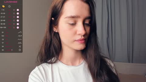 Alivia. online show from January 25, 2025, 6:23 am