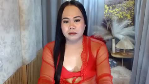 LEAH online show from June 8, 2026, 2:28 pm
