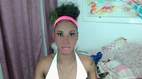 Nathaly online show from November 23, 2025, 2:06 pm