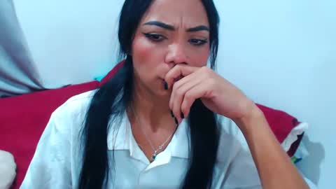 Snapshot of marisajara_ chatting on January 14, 2025, 3:53 am marisa online show from January 14, 2025, 3:53 am