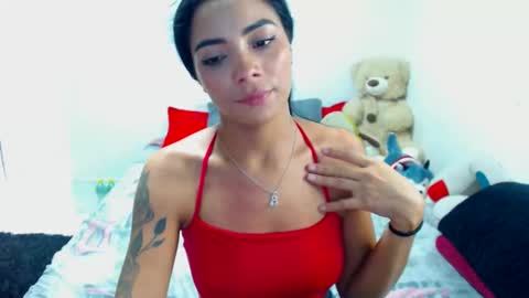 Snapshot of marisajara_ chatting on December 21, 2025, 7:43 pm marisa online show from December 21, 2025, 7:43 pm