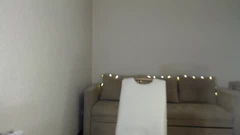 Snapshot of marishaarimova chatting on January 7, 2025, 10:01 am Marisha Arimova online show from January 7, 2025, 10:01 am