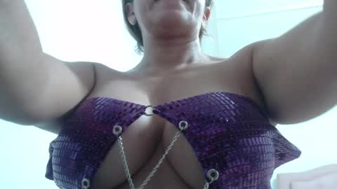 mariska_69 online show from February 13, 2025, 6:30 am