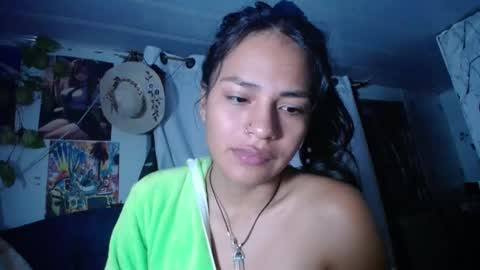 Maritza Ferrer -Samara Beltran online show from October 27, 2025, 5:22 am