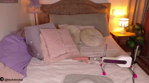 marivimichel_s online show from May 6, 2026, 3:46 am