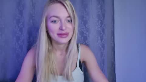 mariwell online show from June 21, 2026, 10:23 pm