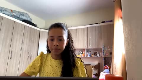 Kayleen online show from March 26, 2026, 1:06 pm