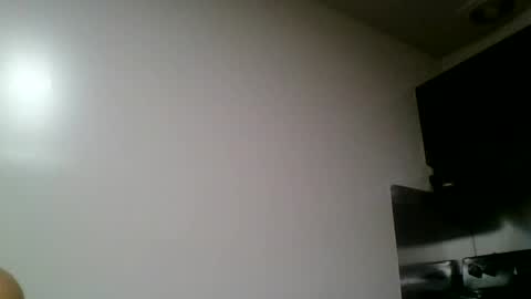 mark7062012 online show from May 17, 2026, 3:26 am