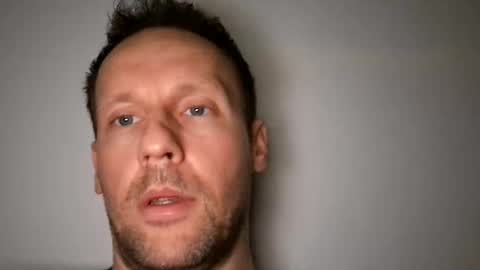 Snapshot of mark__39 chatting on February 8, 2025, 11:13 pm Mark online show from February 8, 2025, 11:13 pm