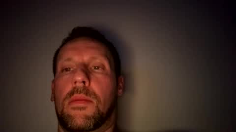 Snapshot of mark__39 chatting on February 14, 2026, 10:17 pm Mark online show from February 14, 2026, 10:17 pm