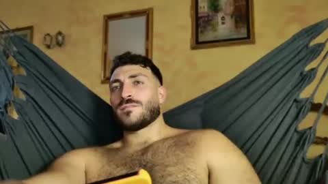 Snapshot of mark_ariete chatting on July 14, 2026, 5:40 pm mark_ariete online show from July 14, 2026, 5:40 pm