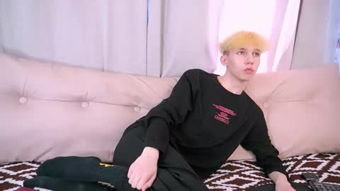 mark_brain online show from May 3, 2026, 1:06 pm