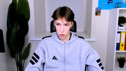 Snapshot of mark_branston chatting on October 23, 2025, 3:33 pm Mark online show from October 23, 2025, 3:33 pm