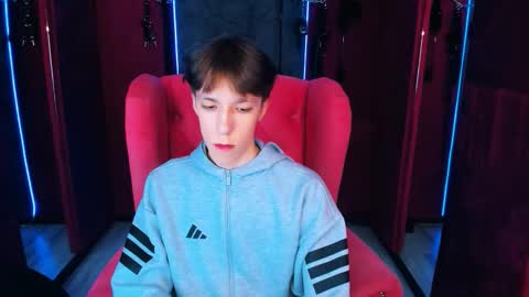 Snapshot of mark_branston chatting on November 3, 2025, 11:00 am Mark online show from November 3, 2025, 11:00 am