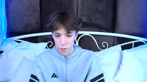 Snapshot of mark_branston chatting on November 15, 2025, 2:57 pm Mark online show from November 15, 2025, 2:57 pm