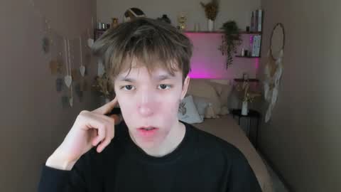 Mark online show from May 15, 2026, 2:13 pm