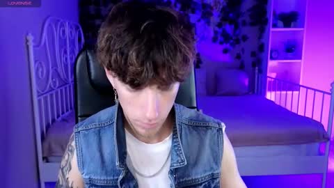 Snapshot of mark_caron chatting on October 4, 2025, 8:07 pm mark_caron online show from October 4, 2025, 8:07 pm