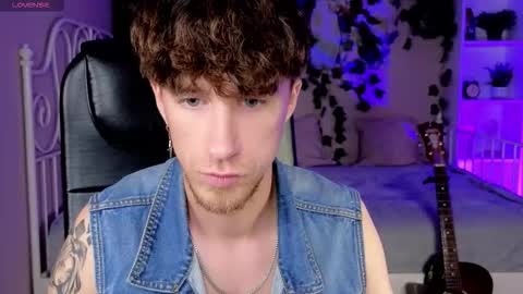 Snapshot of mark_caron chatting on October 10, 2025, 8:19 pm mark_caron online show from October 10, 2025, 8:19 pm