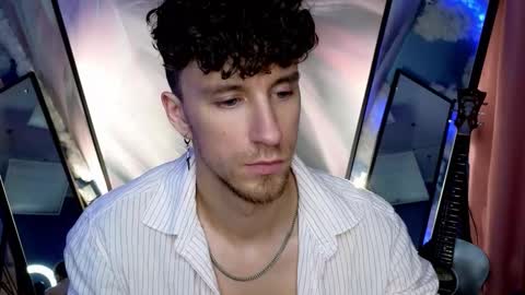 mark_caron online show from November 18, 2025, 2:39 am