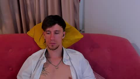 mark_caron online show from May 17, 2026, 2:31 am