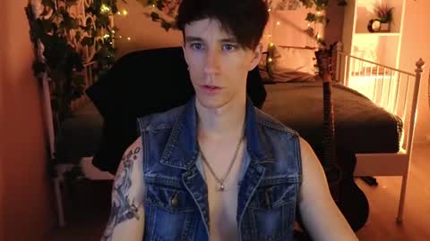 mark_caron online show from June 12, 2026, 12:48 pm