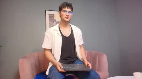 Snapshot of mark_evans1_ chatting on October 23, 2025, 8:29 pm mark_evans1_ online show from October 23, 2025, 8:29 pm
