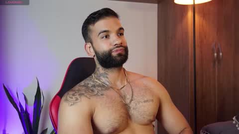 Mark online show from November 13, 2025, 10:08 pm