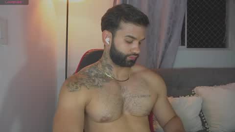 Snapshot of mark_hazze chatting on May 9, 2026, 11:54 pm Mark online show from May 9, 2026, 11:54 pm