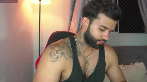 Snapshot of mark_hazze chatting on May 14, 2026, 12:50 am Mark online show from May 14, 2026, 12:50 am