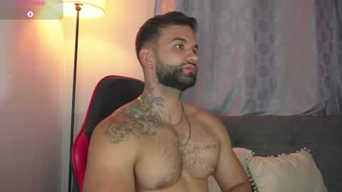 Snapshot of mark_hazze chatting on June 10, 2026, 12:55 am Mark online show from June 10, 2026, 12:55 am