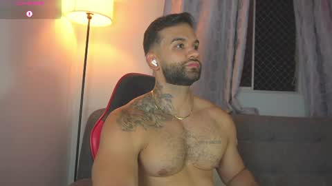 Snapshot of mark_hazze chatting on June 21, 2026, 12:24 am Mark online show from June 21, 2026, 12:24 am