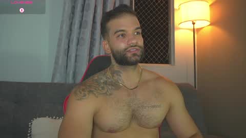 Snapshot of mark_hazze chatting on June 26, 2026, 12:37 am Mark online show from June 26, 2026, 12:37 am