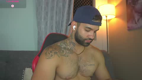 Snapshot of mark_hazze chatting on July 5, 2026, 12:17 am Mark online show from July 5, 2026, 12:17 am