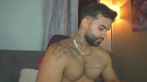 Snapshot of mark_hazze chatting on July 18, 2026, 12:48 am Mark online show from July 18, 2026, 12:48 am