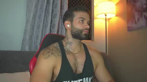 Snapshot of mark_hazze chatting on August 1, 2026, 12:10 am Mark online show from August 1, 2026, 12:10 am