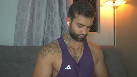 Snapshot of mark_hazze chatting on August 2, 2026, 12:31 am Mark online show from August 2, 2026, 12:31 am