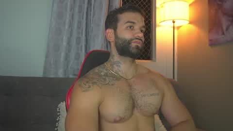 Snapshot of mark_hazze chatting on August 4, 2026, 12:25 am Mark online show from August 4, 2026, 12:25 am