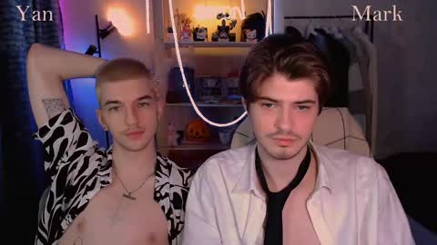 Mark online show from March 21, 2026, 3:37 pm