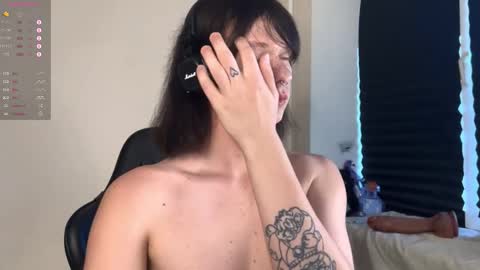 Mark online show from October 2, 2025, 1:18 pm