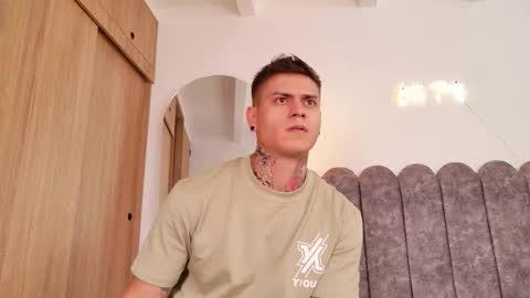 Sebastian online show from December 21, 2025, 4:47 pm