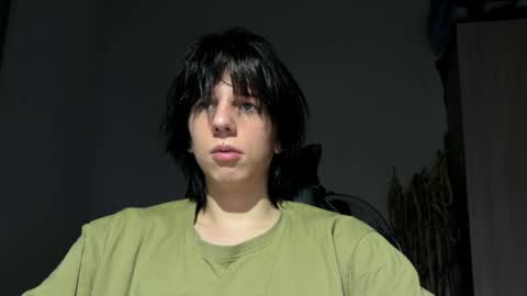 Mark online show from April 22, 2026, 7:15 pm